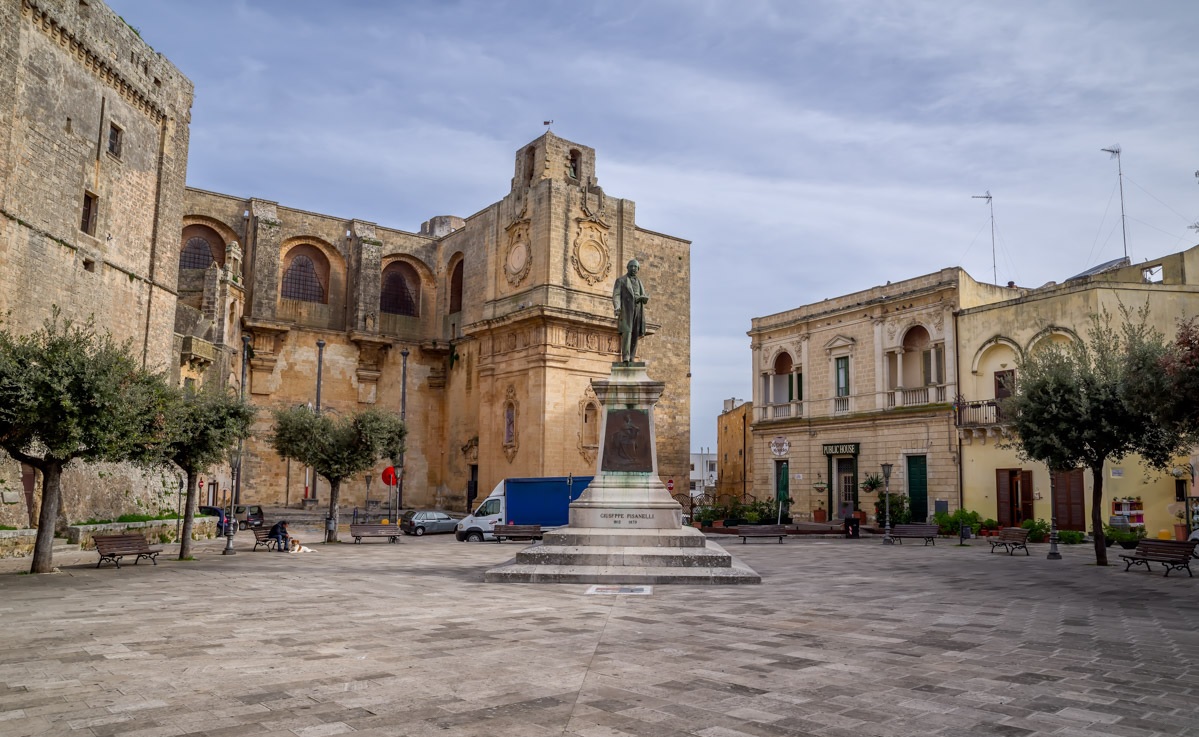 Vista de Piazza Pisanelli en Tricase