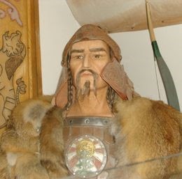 Statua raffigurante Attila, re degli Unni